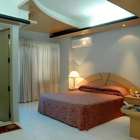 Hotel Tower Inn, Chittagong Eksteriør billede