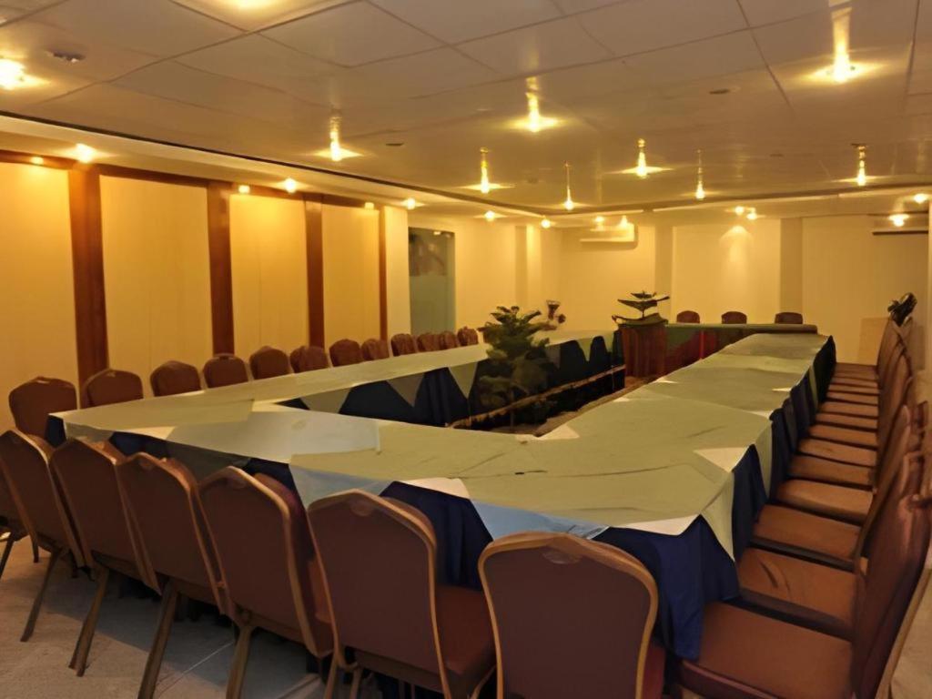 Hotel Tower Inn, Chittagong Eksteriør billede